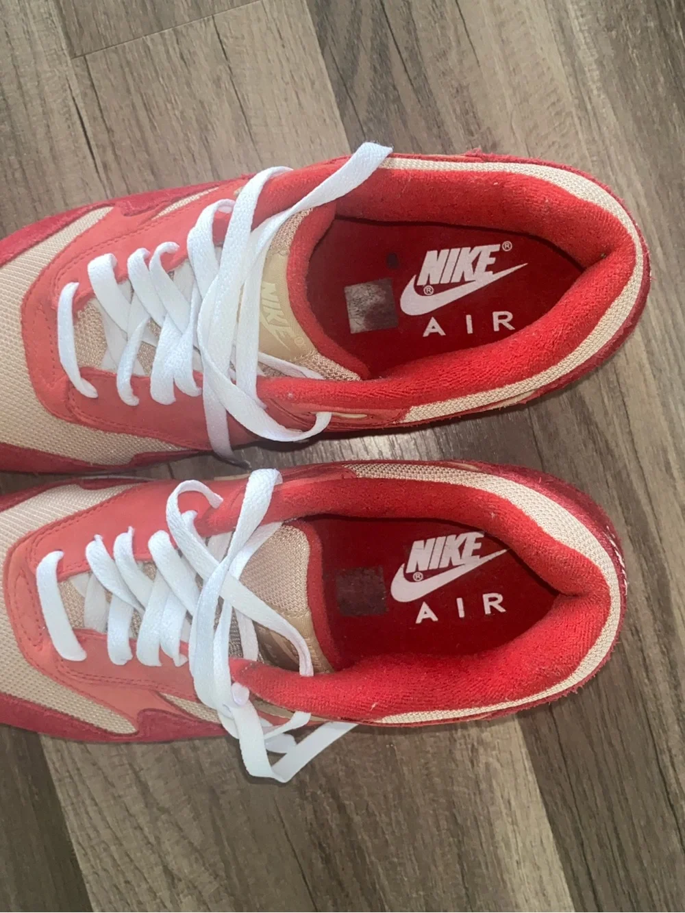 Nike lightweight air